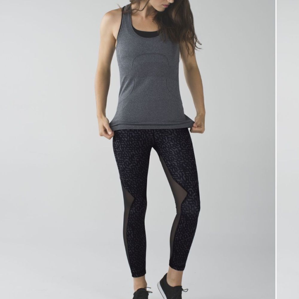 Lululemon Running In The City 7/8 Tight *Full-On Luxtreme